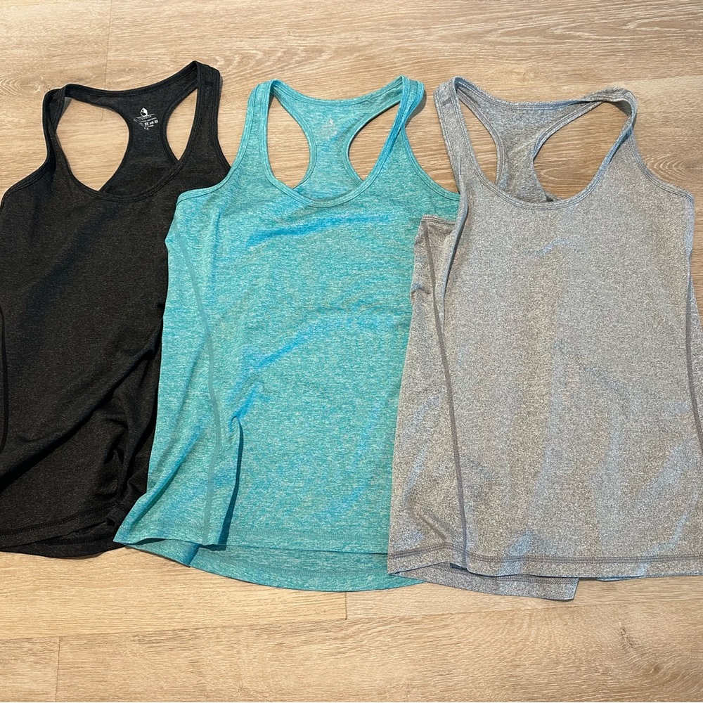 icyzone Women's Racerback Workout Athletic Running Tank Tops (Pack of 3)